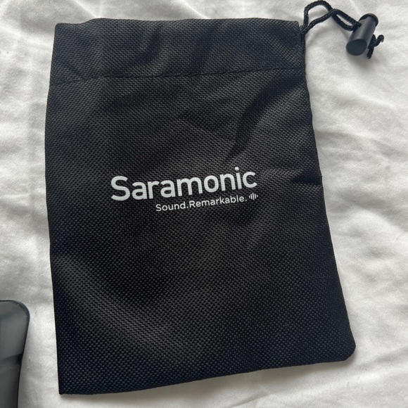 Saramonic Blink500B1 dual channel wireless microphone system for DSLR/mirrorless - Picture 4 of 4